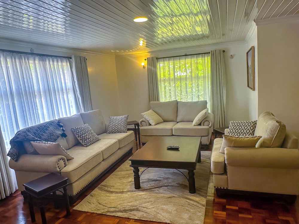 Family Bungalow, Garden View