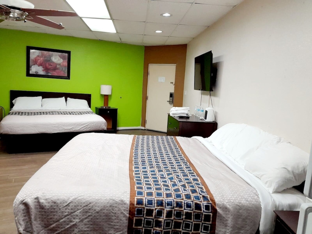 Executive Studio Suite
