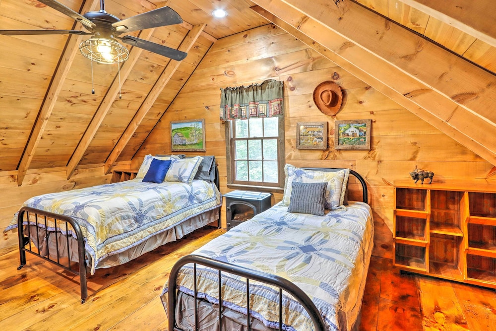 House (4 Bedrooms) photo 2