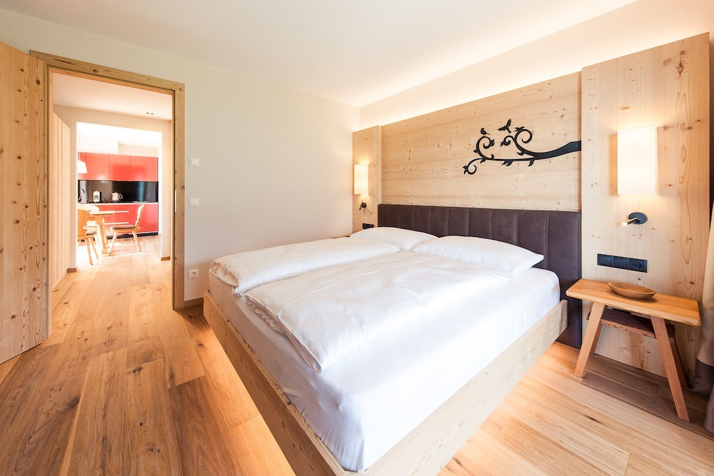 Junior Studio Suite