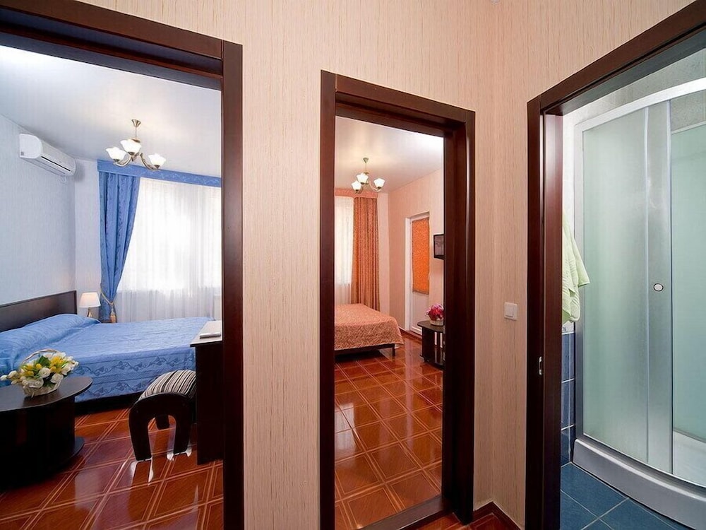 Family Room Block B photo 1