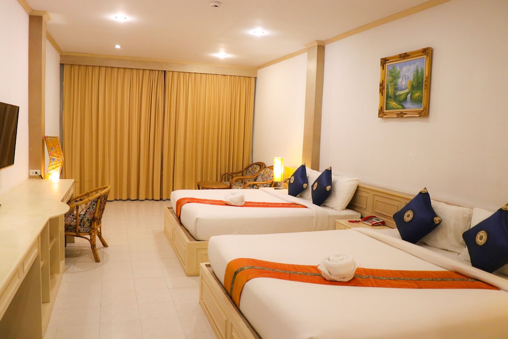 Standard Family room - Photo 14