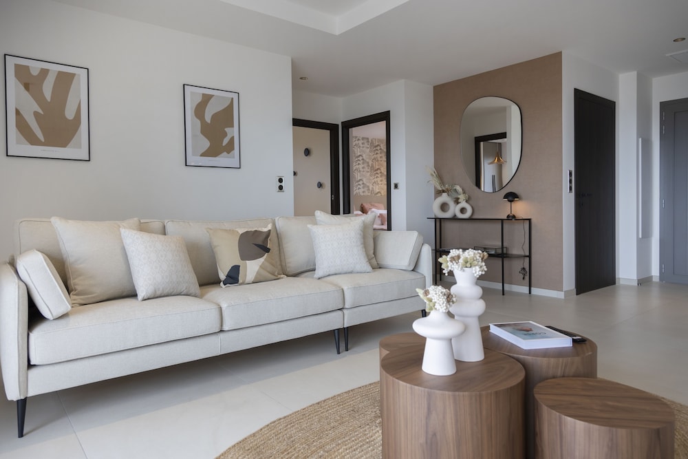 Superior Apartment, 2 Bedrooms, Balcony, Sea Facing photo 1