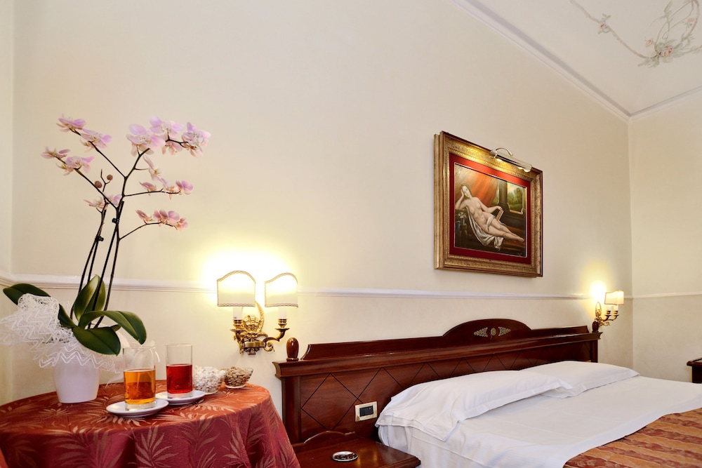 Suite photo 1