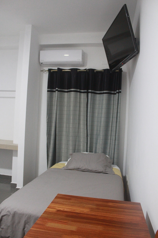 Single Room photo 1