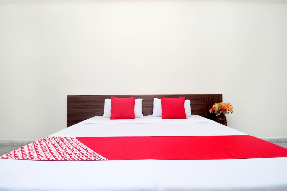 Suite, 1 King Bed photo 3