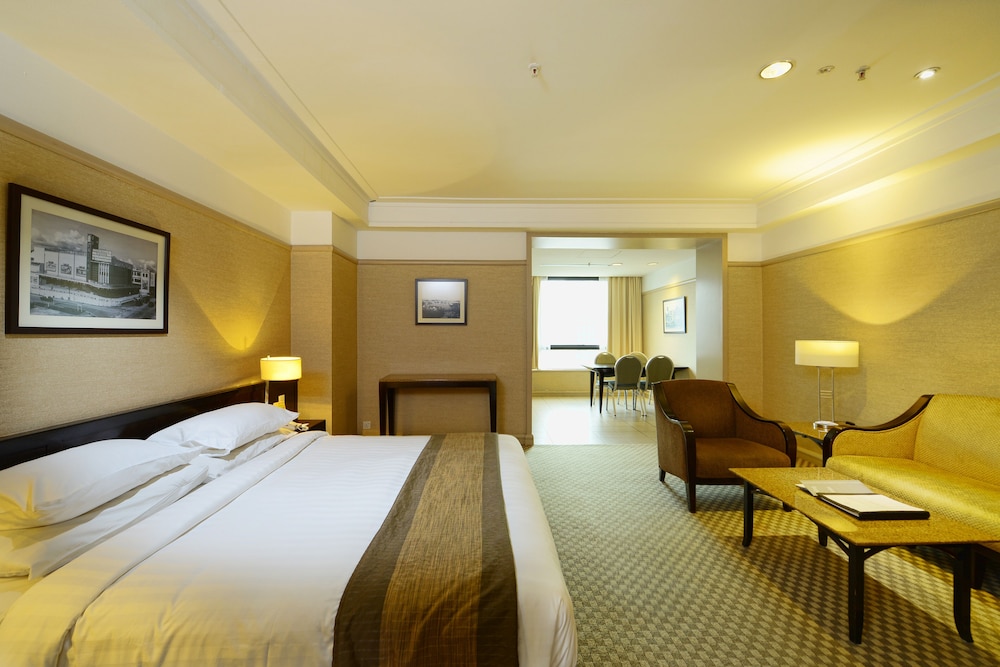 Deluxe Suite Double photo 3