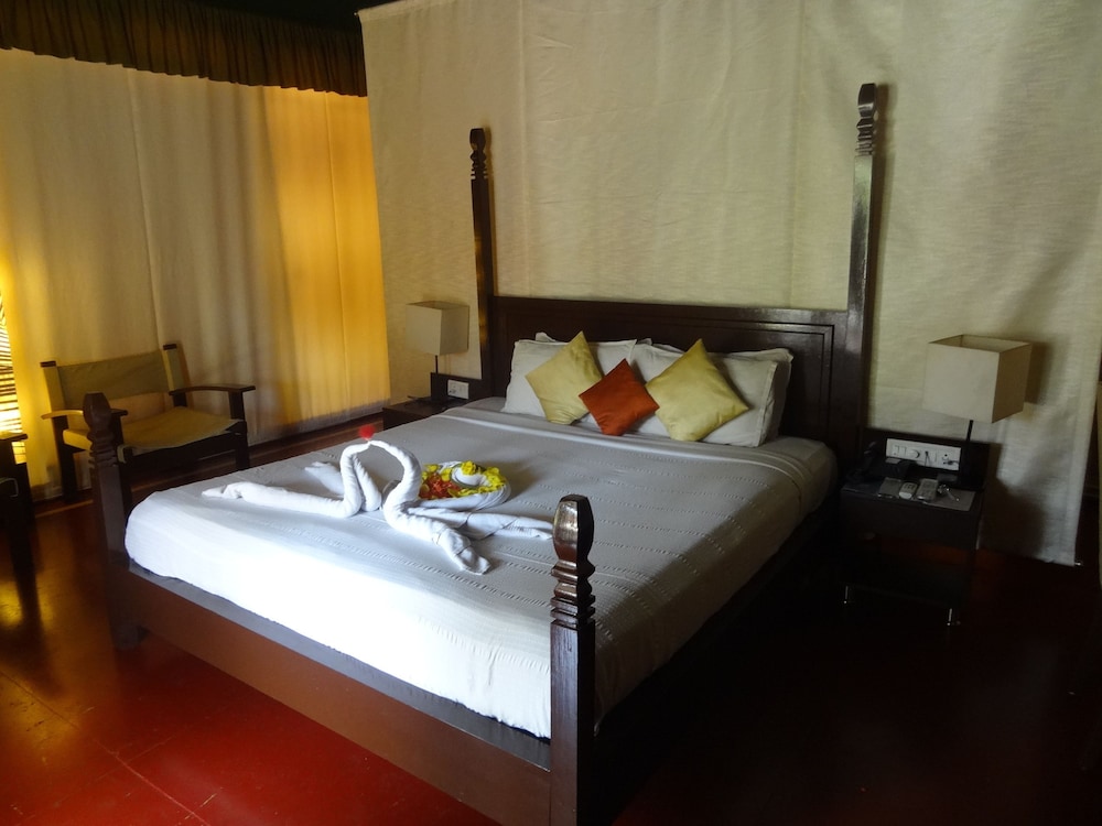 Luxury Tent, 1 Double Bed, Private Bathroom photo 1