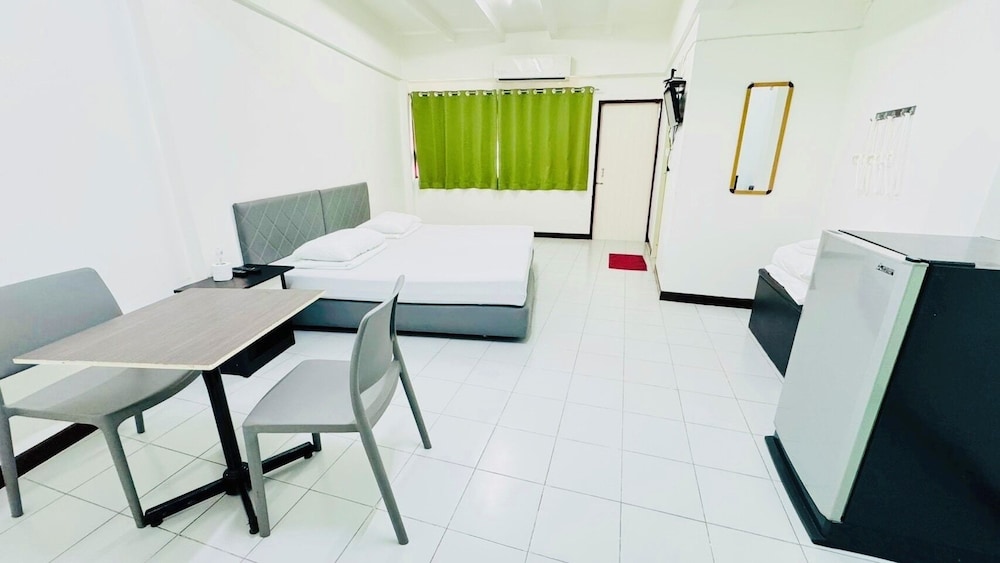 Basic Double Room, 1 Double Bed, Balcony, City View