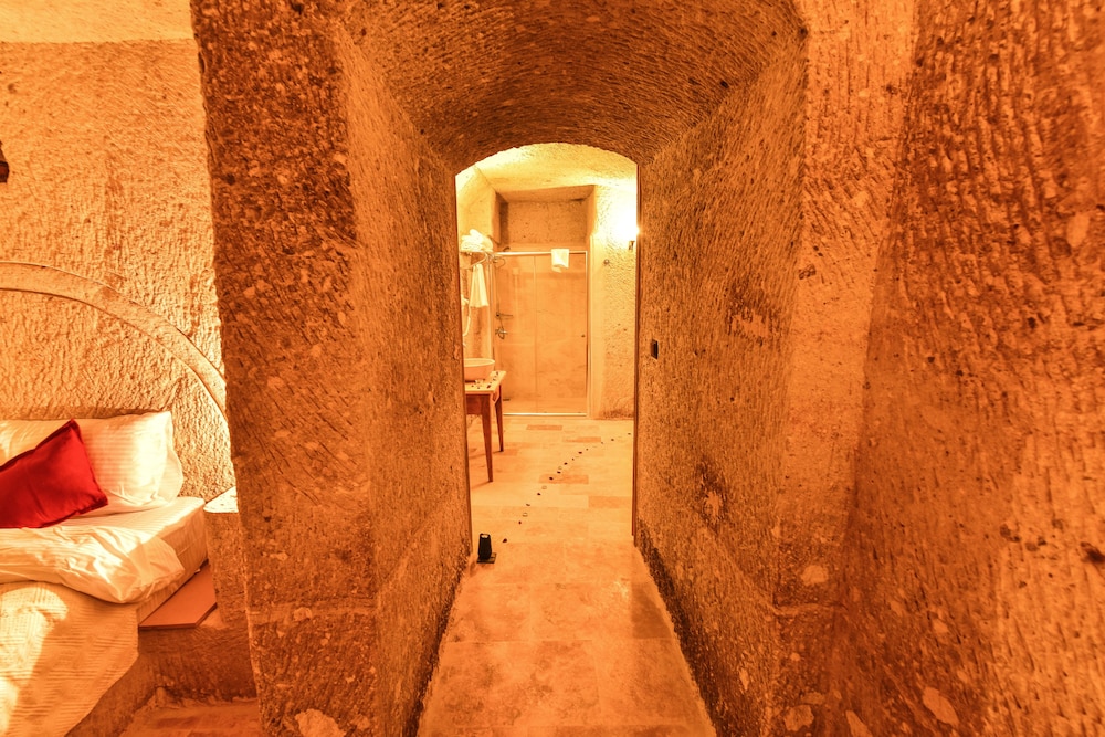 Suite (Stone Bed) photo 2