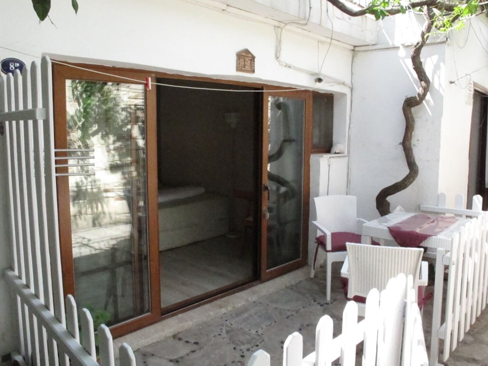 Standard Double Room, Garden View photo 3