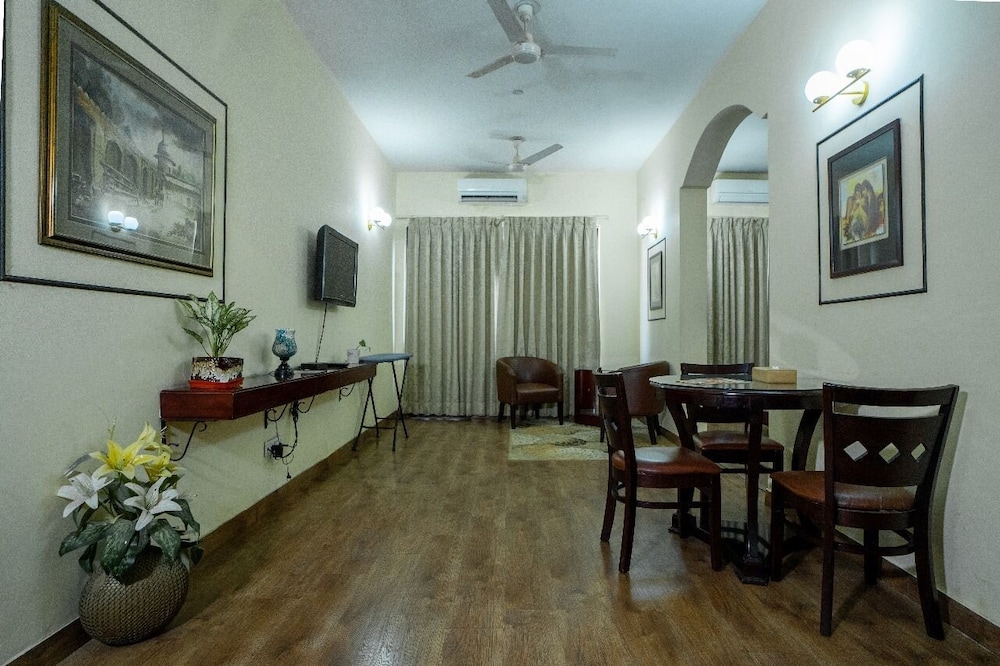 Deluxe Twin Apartment with Balcony photo 3