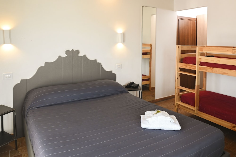 Superior Triple Room, Terrace (Arancione) photo 2