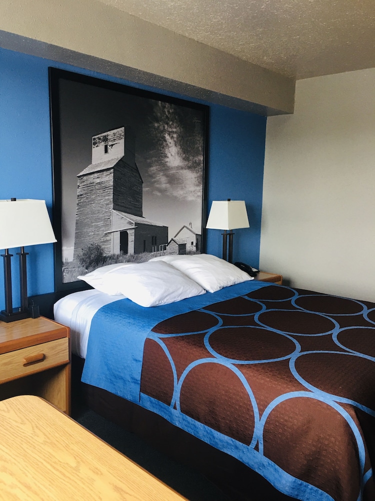 Standard Room, 1 Queen Bed - Photo 3