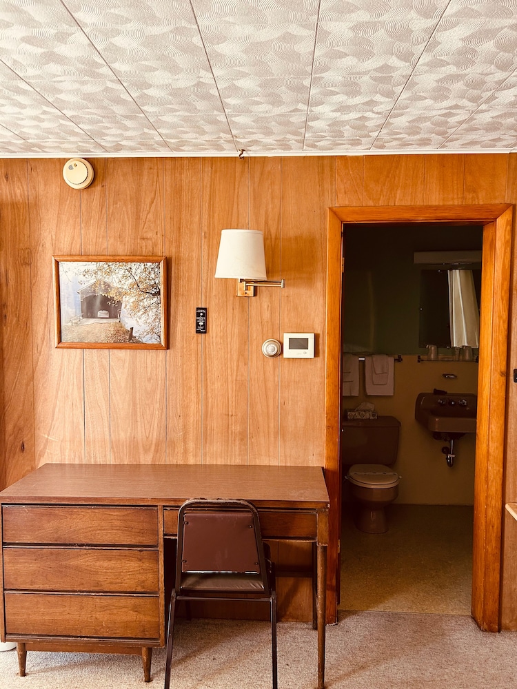 Superior Double Room, 2 Queen Beds, Kitchenette photo 3