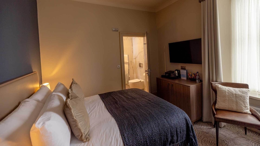 Classic Double Room (Limited view) photo 2