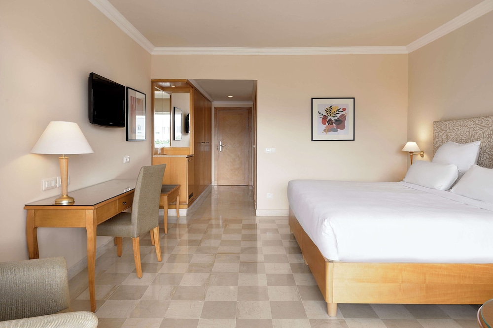 Double Room, Beachfront photo 3