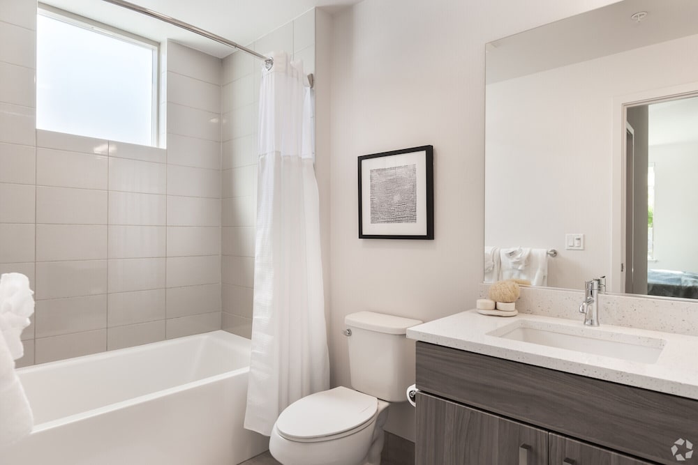 Comfort Condo, 3 Bedrooms, Pool Access photo 3