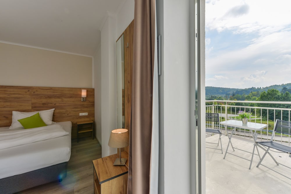 Single Room (Laubengang)