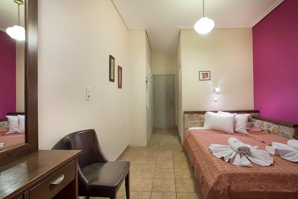 Standard Double Room photo 2