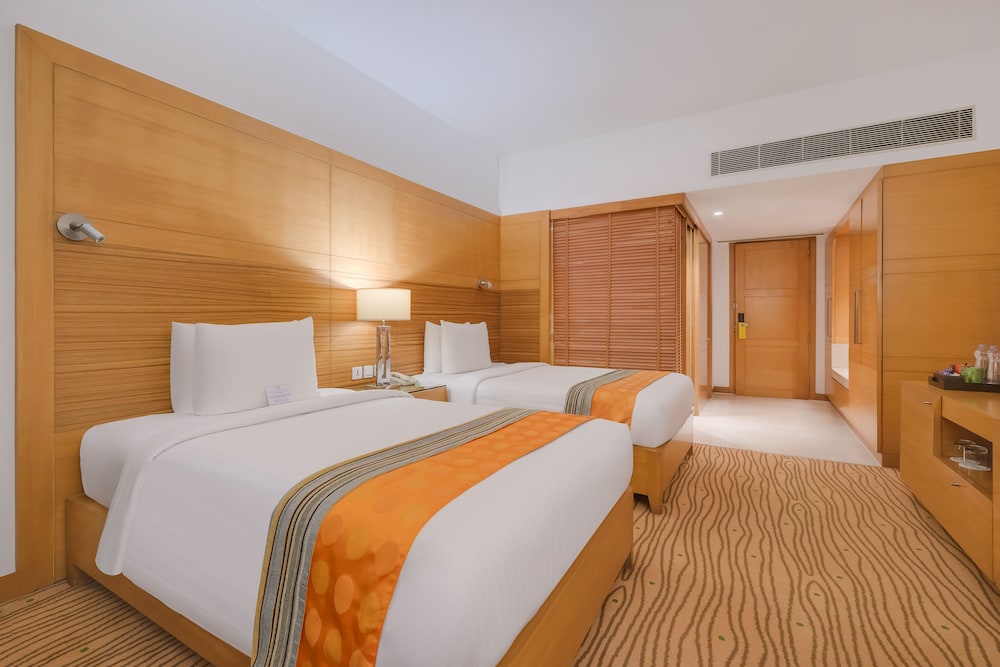 Club Room, 2 Twin Beds - Photo 2