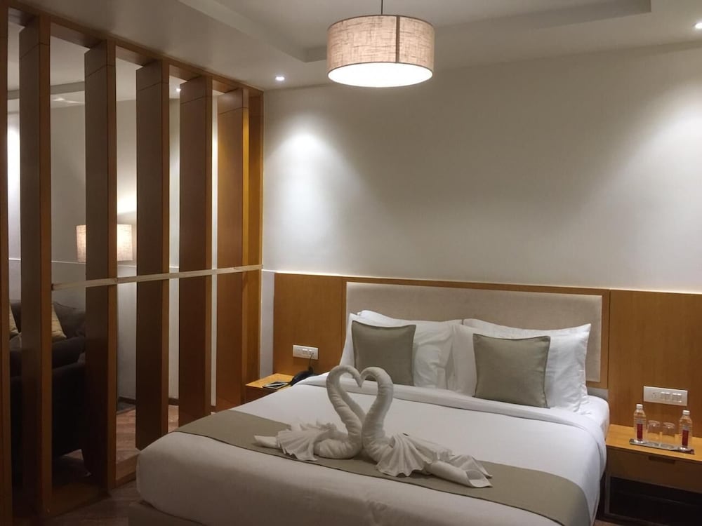Hazel Suite photo 2