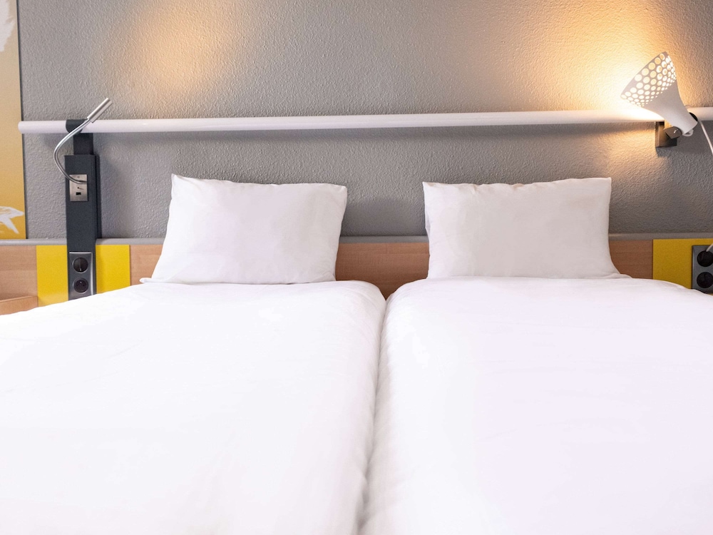 Standard Double Room, 1 Double Bed - Photo 8