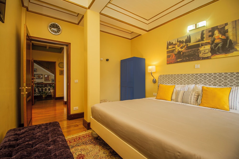 Two Bedroom Suite with Kangchenjunga View - Photo 2