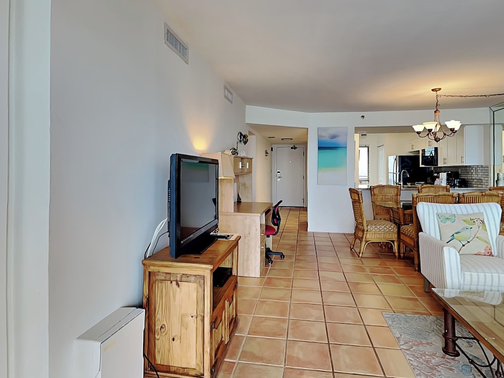 Condo, Multiple Beds, Balcony, Ocean View (0 - No Pets Allowed) photo 3