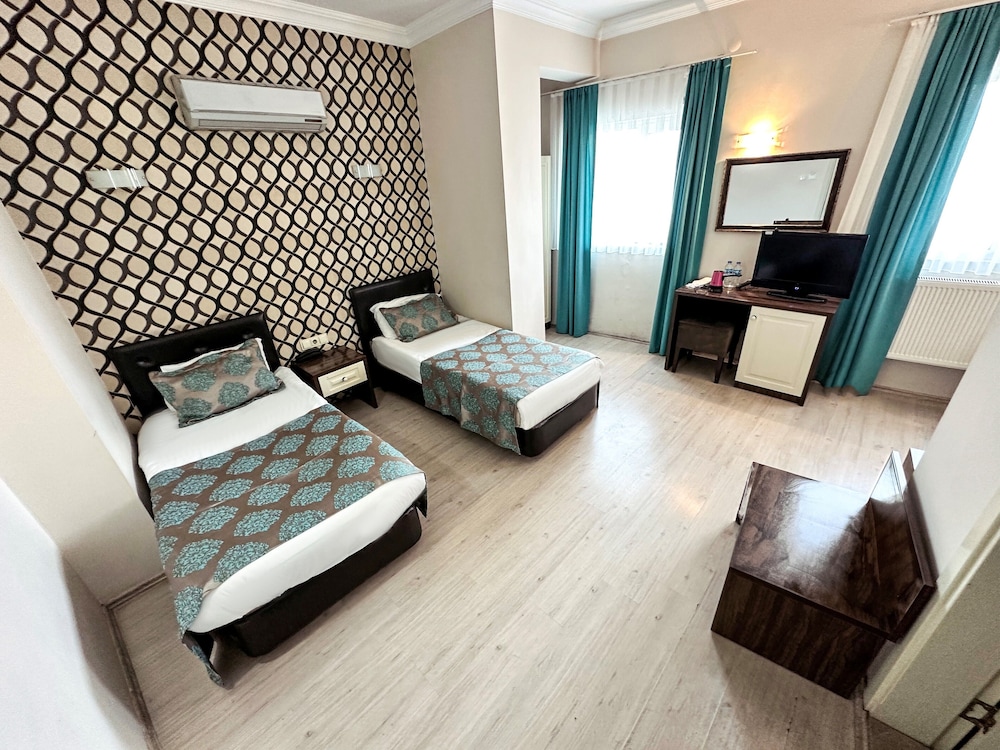 Elite Twin Room photo 1
