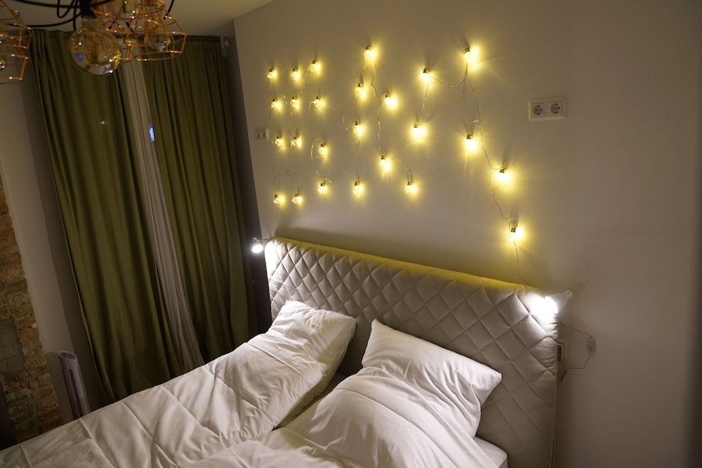 Standard Double Room, 1 King Bed, Non Smoking photo 2