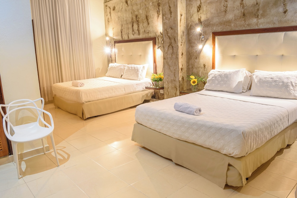 Superior Quadruple Room, 2 Double Beds - Photo 1