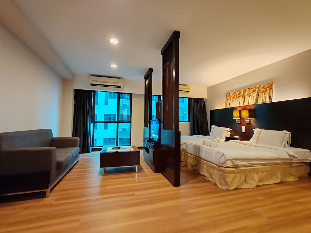 Executive Apartments (Daisy)