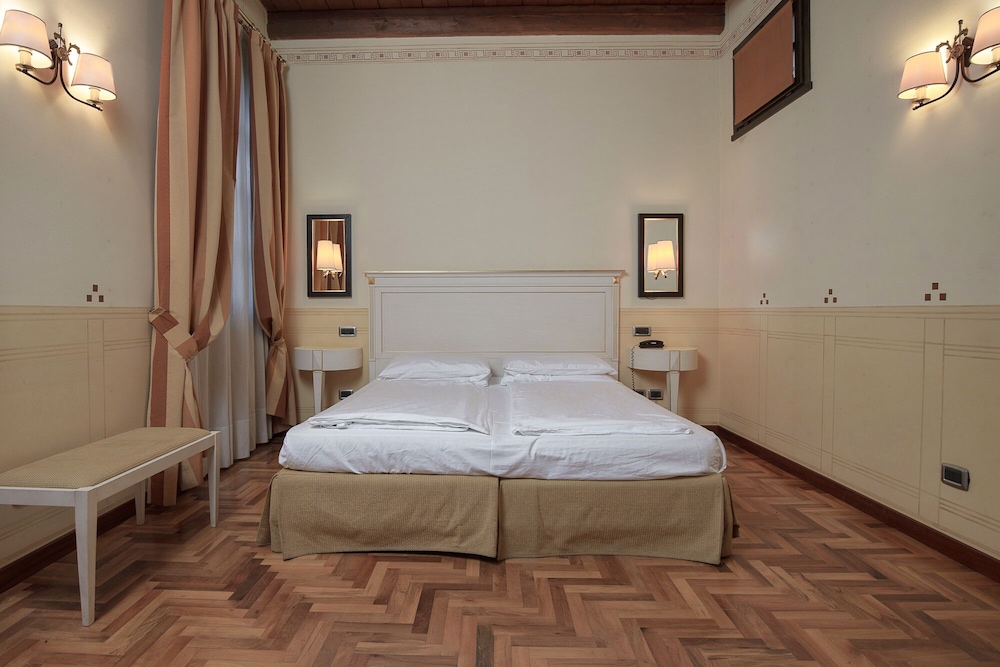 Executive Double or Twin Room, Garden View