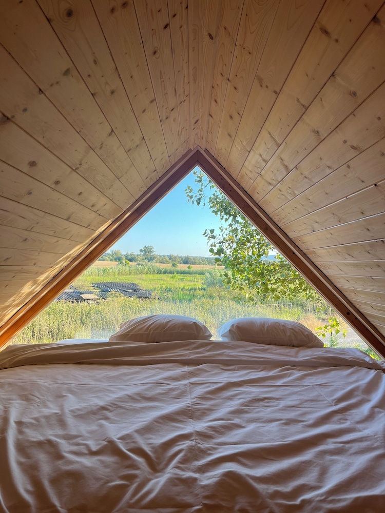 Standard Cabin, Garden View
