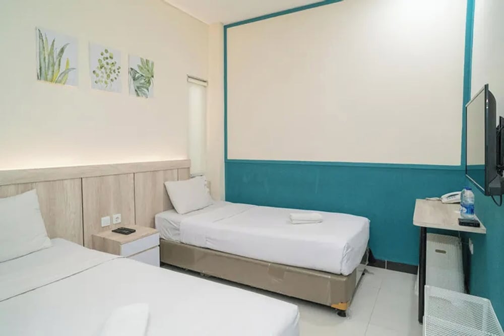 Standard Twin Room