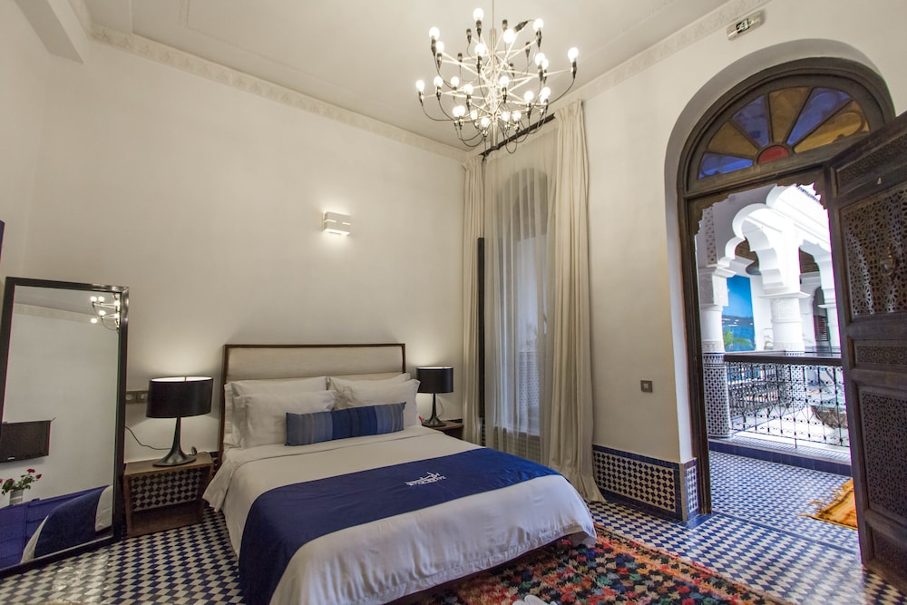 Deluxe Double Room, Private Bathroom photo 3