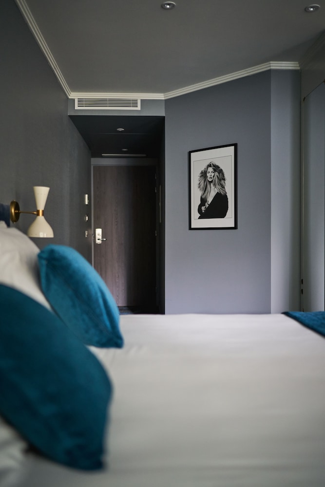 Comfort Room - Photo 2