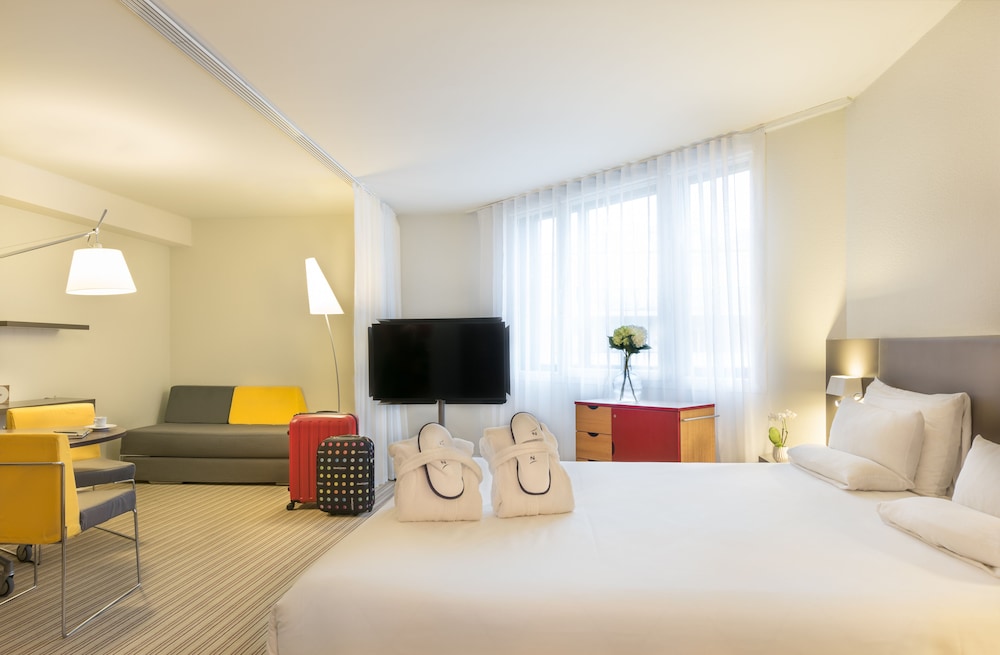 Executive Suite, 1 Bedroom - Photo 4