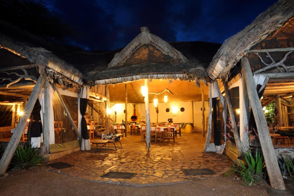 Deluxe Tent, Garden View