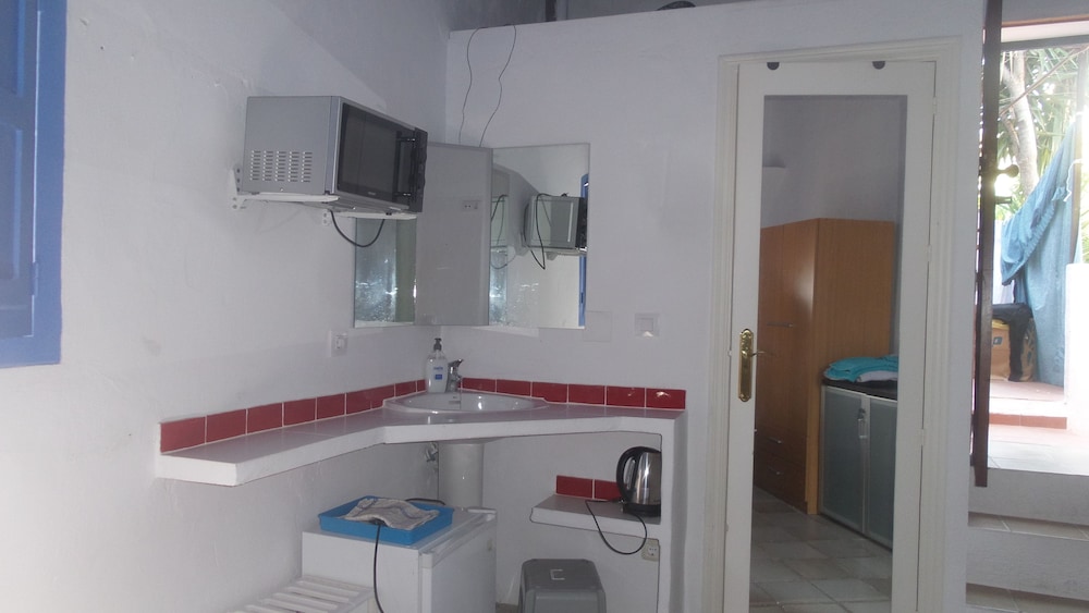 Deluxe Double Room (Patio) photo 2