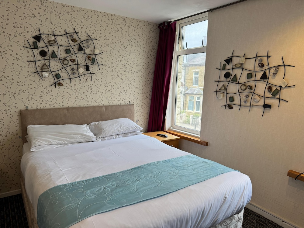 Premium Large Double Room 201