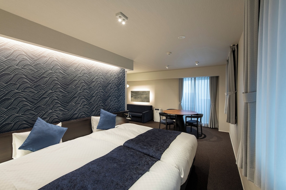 Luxury Twin Room - Photo 15