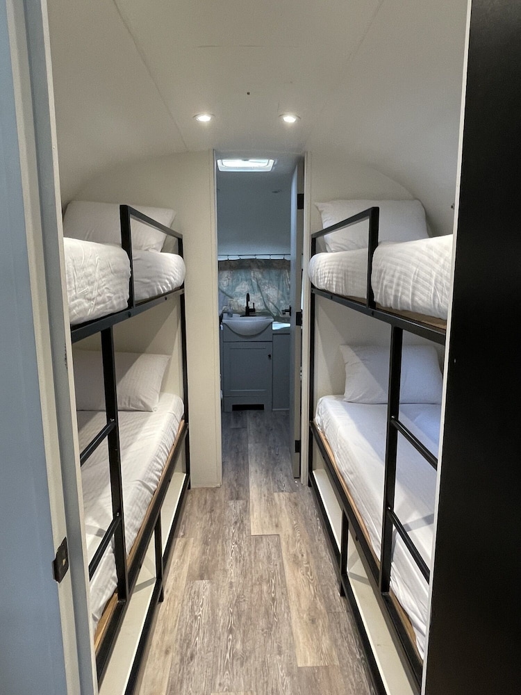 Classic Mobile Home, Multiple Beds, Kitchenette, Resort View