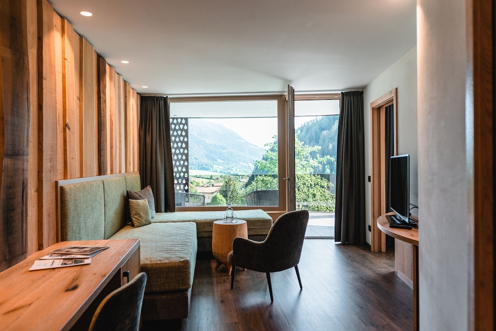 Premium Suite