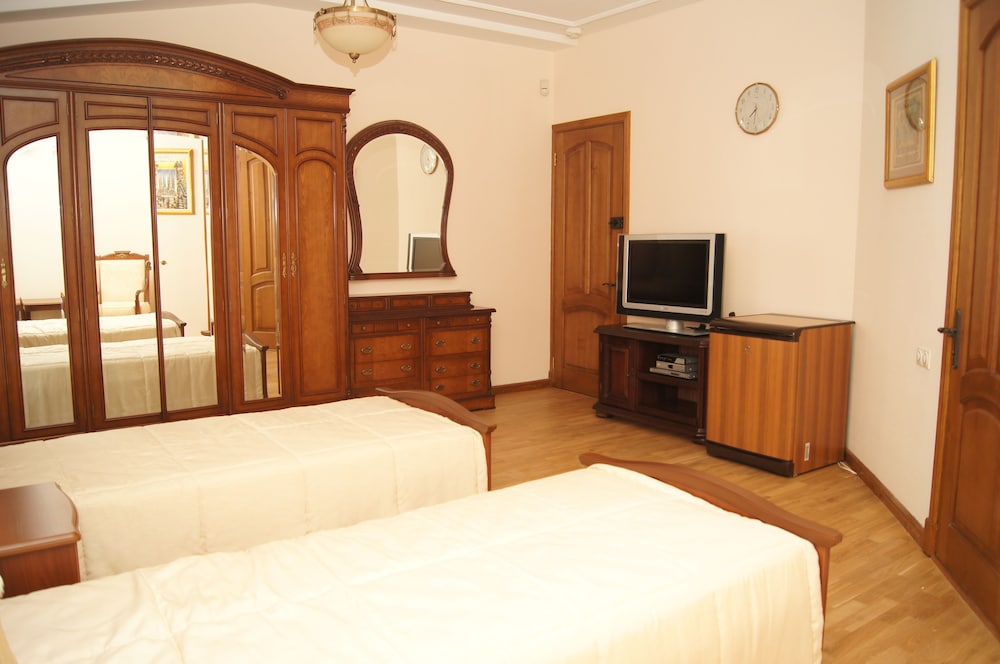 Deluxe Twin Room photo 3