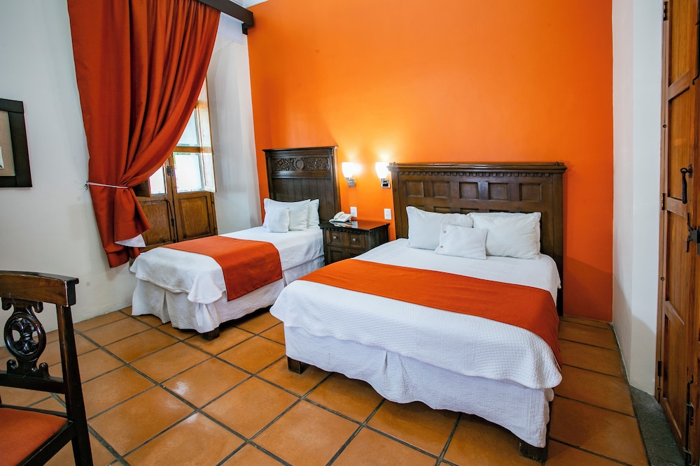Basic Quadruple Room photo 3
