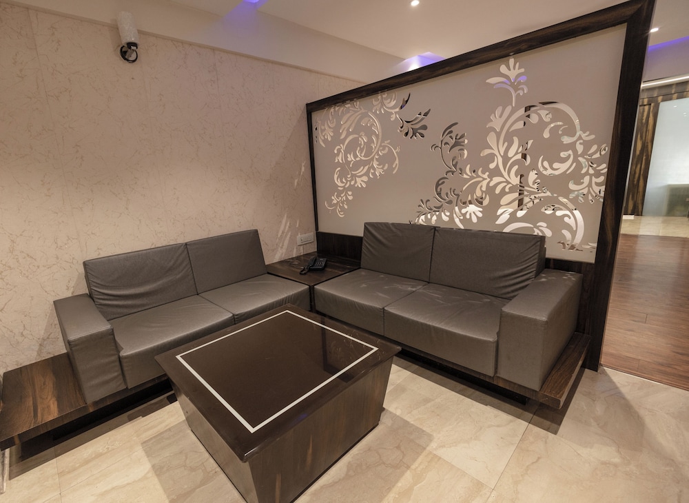 Premium Suite, City View photo 3