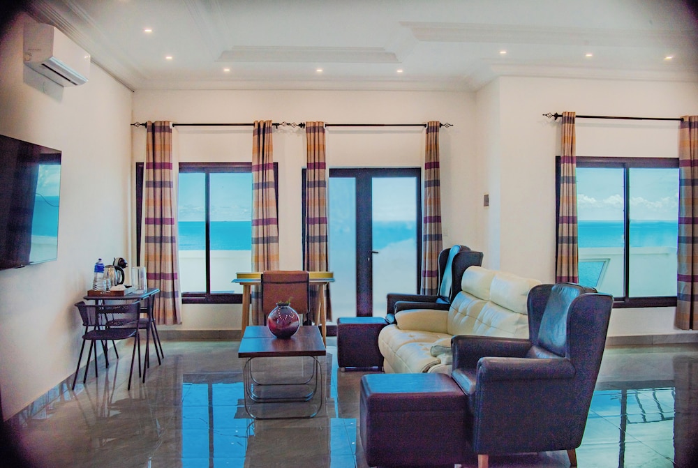 Business Penthouse photo 1