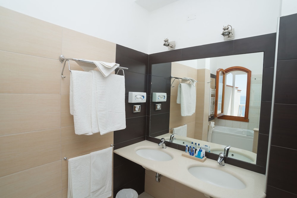 Double Room, Terrace, Sea View photo 2